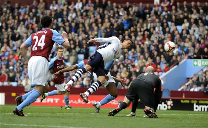 Jermaine Jenas scores for Spurs against Aston Villa