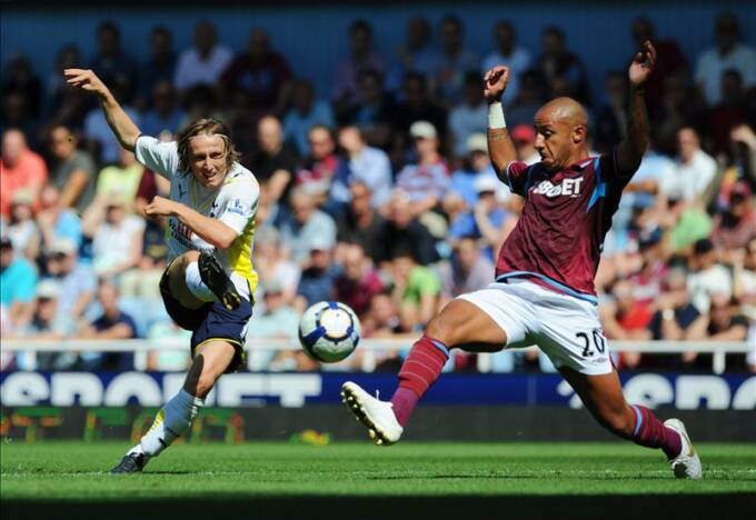 Luka Modric v West Ham