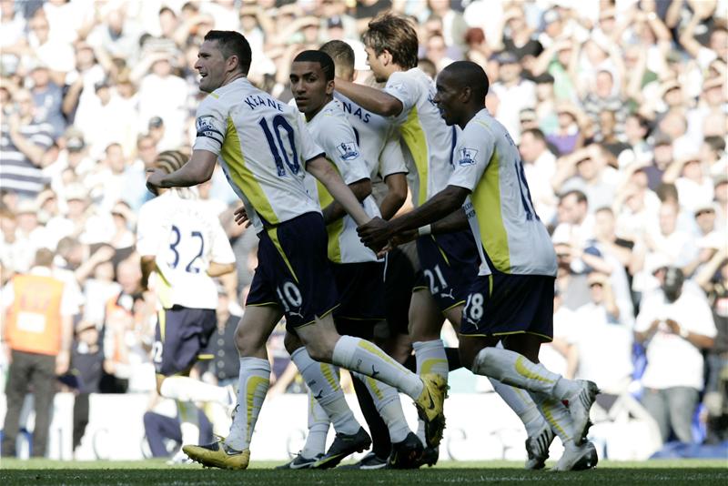 Spurs celebrate against Burnley