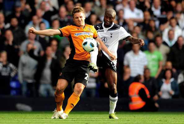 William Gallas against Wolverhampton Wanderers