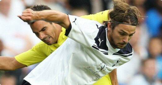 Niko Kranjcar in pre-season action against Villarreal