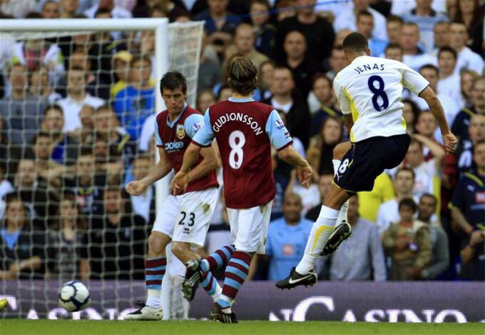 Jermaine Jenas scores in Tottenham's 5-0 win over Burnley